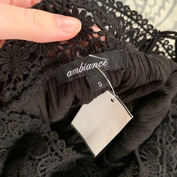 NWT Black Cold Shoulder Romper - Picture 4 of 11